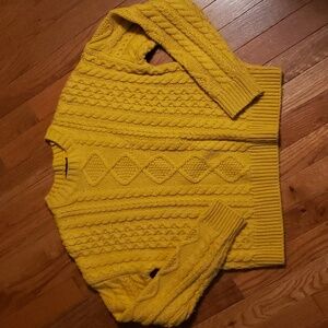 WOMENS SWEATER GOLD SIZE SMALL